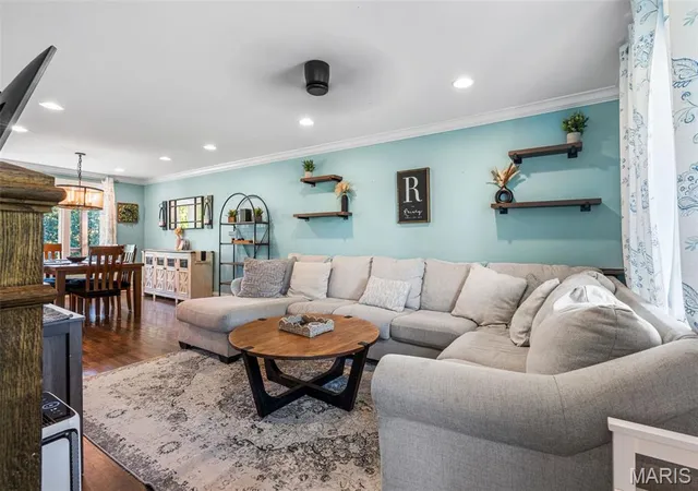 Photo 4 of Single family home for sale at 2136 Wildwind Ln, High Ridge, MO 63049 | MLS# MIS26064783 | Listing updated on 2026-10-09