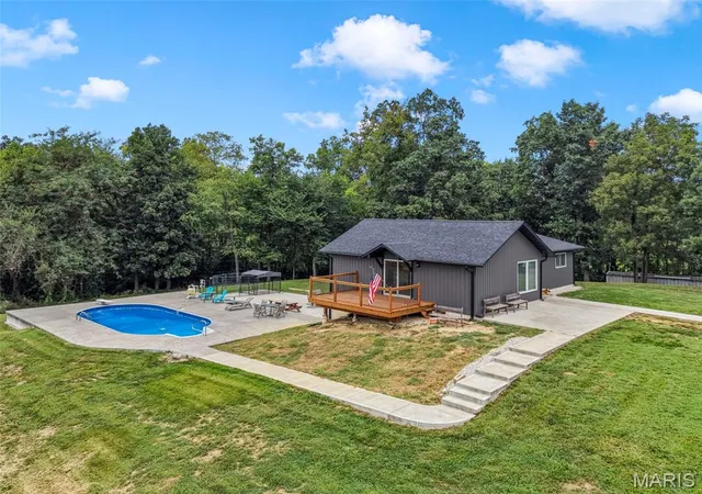 Single family home for sale at 198 Evans Ln, Elsberry, MO 63343 | MLS# MIS26064784