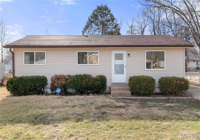 Single family home for sale at 1476 Widefields Ln, Saint Louis, MO 63138 | MLS# MIS26064786
