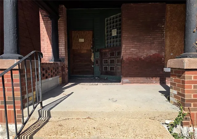 Photo 1 of Single family home for sale at 4451 Washington Blvd, Saint Louis, MO 63108 | MLS# MIS26064795 | Listing updated on 2026-10-07