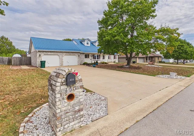 Single family home for sale at 455 Jessie St, Lebanon, MO 65536 | MLS# MIS26064805