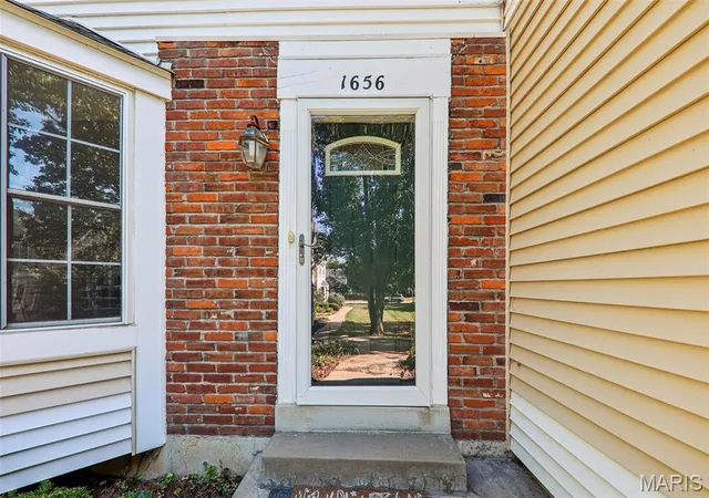 Photo 2 of Sale Pending at 1656 Florine Blvd #B, Saint Charles, MO 63303 | MLS# MIS26064806 | Listing updated on 2026-10-25