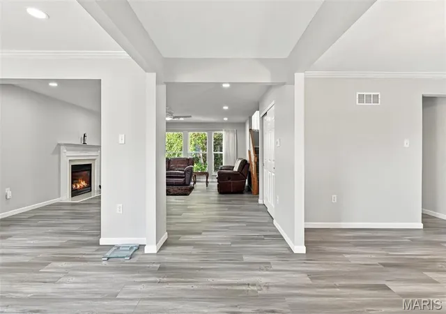 Photo 2 of Single family home for sale at 137 Birchwood Trl Dr, Maryland Heights, MO 63043 | MLS# MIS26064813 | Listing updated on 2026-10-09