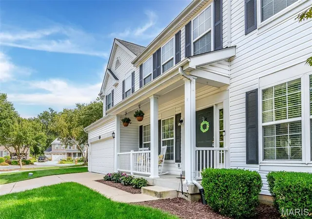 Photo 3 of Single family home for sale at 820 Jb Hunt Ct, Ellisville, MO 63021 | MLS# MIS26064819 | Listing updated on 2026-10-08