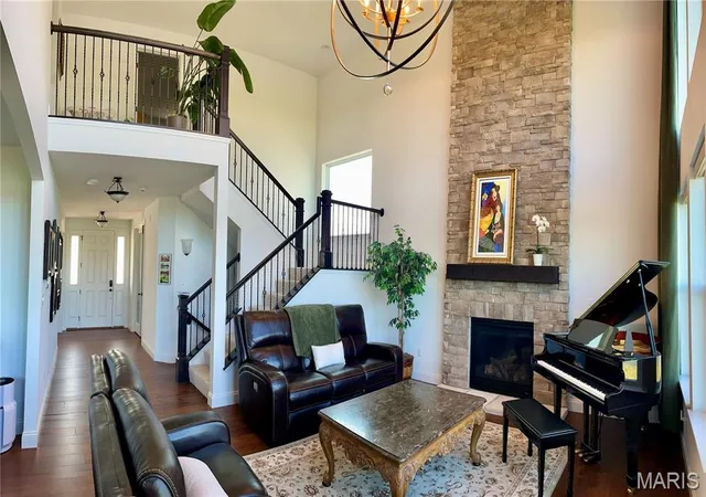 Photo 3 of Single family home for sale at 6004 Saint Charles St, Saint Charles, MO 63304 | MLS# MIS26064825 | Listing updated on 2026-10-15