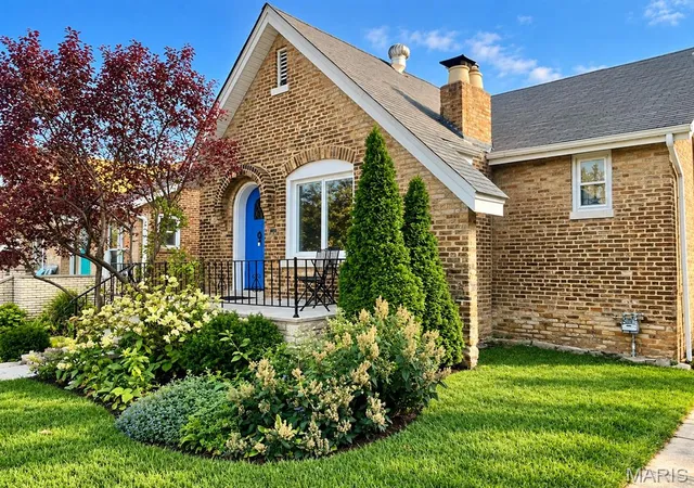 Single family home for sale at 4132 Utah St, Saint Louis, MO 63116 | MLS# MIS26064827