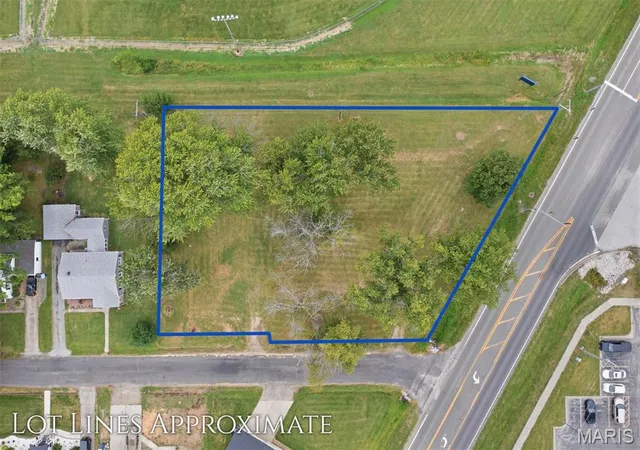 Photo 1 of Land for sale at 37 And 38 Lincoln Ln, Highland, IL 62249 | MLS# MIS26064830 | Listing updated on 2026-10-08
