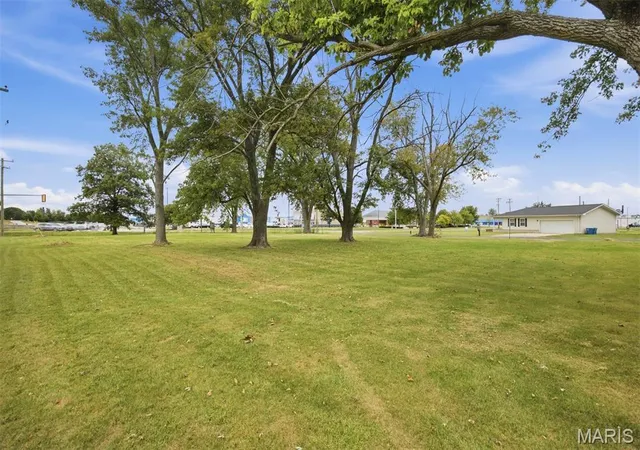 Photo 3 of Land for sale at 37 And 38 Lincoln Ln, Highland, IL 62249 | MLS# MIS26064830 | Listing updated on 2026-10-08
