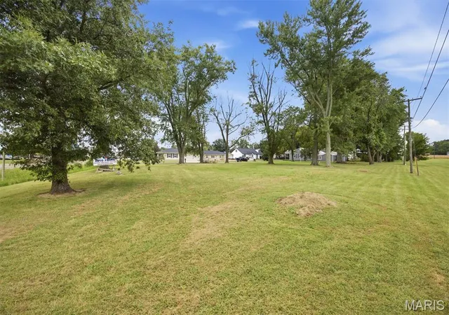 Photo 3 of Land for sale at 37 And 38 Lincoln Ln, Highland, IL 62249 | MLS# MIS26064830 | Listing updated on 2026-10-08