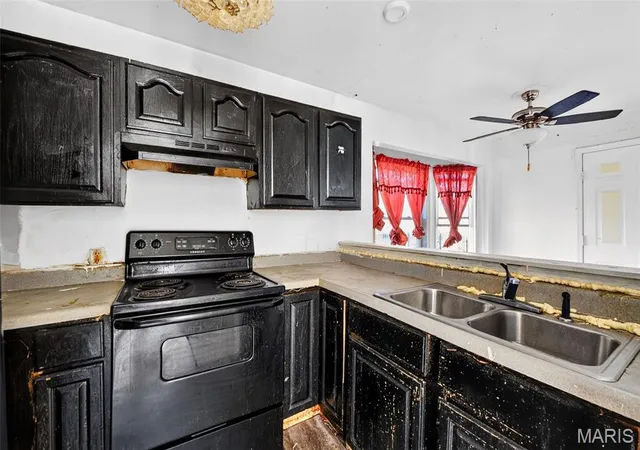 Photo 3 of Single family home for sale at 2101 E Obear Ave, Saint Louis, MO 63107 | MLS# MIS26064832 | Listing updated on 2026-10-08