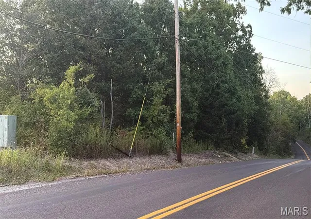 Photo 1 of Land for sale at 1 Cor Of Tower And Sunridge Rd, Hillsboro, MO 63050 | MLS# MIS26064835 | Listing updated on 2026-10-12