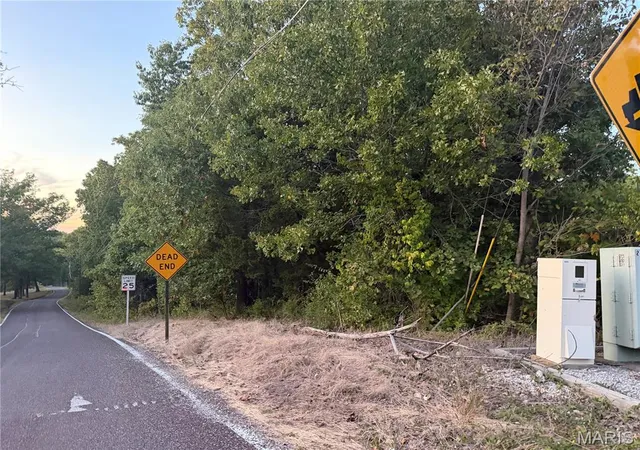 Photo 3 of Land for sale at 1 Cor Of Tower And Sunridge Rd, Hillsboro, MO 63050 | MLS# MIS26064835 | Listing updated on 2026-10-12