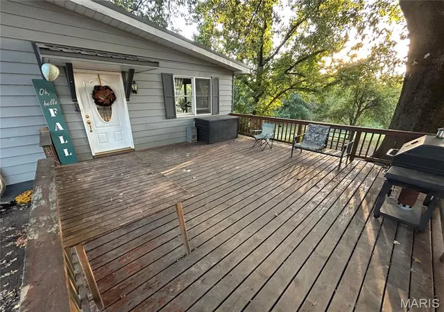 Photo 3 of Single family home for sale at 32954 Irish Ln, Brighton, IL 62012 | MLS# MIS26064848 | Listing updated on 2026-10-08