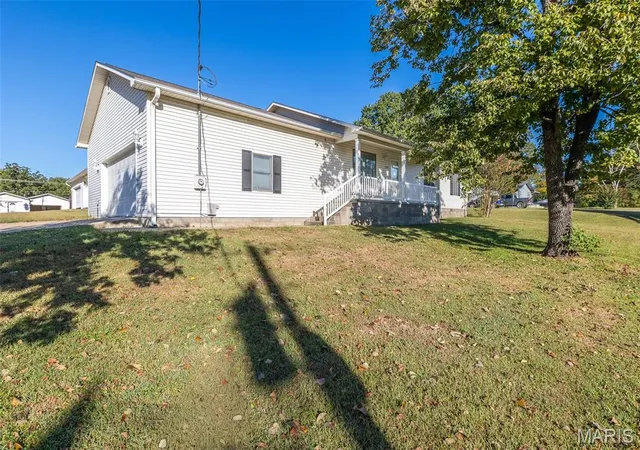 Photo 1 of Single family home for sale at 2001 Raulston Ave, Poplar Bluff, MO 63901 | MLS# MIS26064856 | Listing updated on 2026-10-08