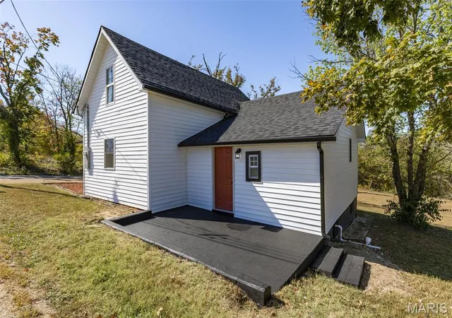 Photo 4 of Single family home for sale at 304 Ash St, Bonne Terre, MO 63628 | MLS# MIS26064862 | Listing updated on 2026-10-08