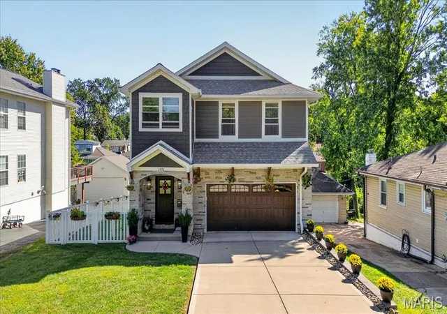 Single family home for sale at 2476 Helen Ave, Saint Louis, MO 63144 | MLS# MIS26064884