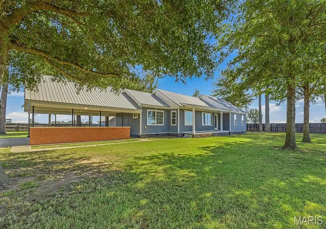 Photo 3 of Single family home for sale at 1702 County Rd 634, Cardwell, MO 63829 | MLS# MIS26064895 | Listing updated on 2026-10-08