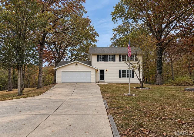 Photo 1 of Single family home for sale at 3389 Horseshoe Ln, Festus, MO 63028 | MLS# MIS26064897 | Listing updated on 2026-10-29