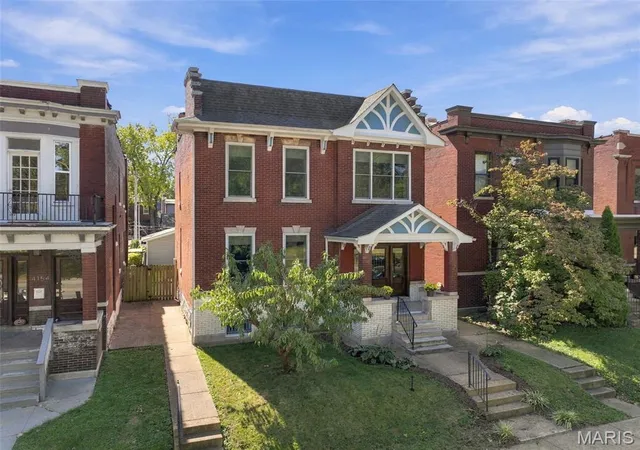 Photo 1 of Single family home for sale at 4158 Arsenal St, Saint Louis, MO 63116 | MLS# MIS26064898 | Listing updated on 2026-10-09