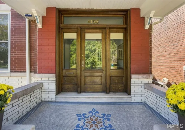 Photo 3 of Single family home for sale at 4158 Arsenal St, Saint Louis, MO 63116 | MLS# MIS26064898 | Listing updated on 2026-10-09