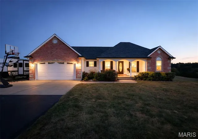 Photo 51 of Single family home for sale at 5203 Spring Valley Dr, Farmington, MO 63640 | MLS# MIS26064901 | Listing updated on 2026-10-08
