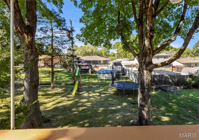 Photo 2 of Sale Pending at 2311 Rosegarden Dr, Saint Louis, MO 63125 | MLS# MIS26064912 | Listing updated on 2026-10-17