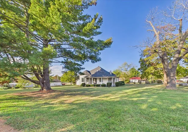 Photo 1 of Single family home for sale at 401 W Gibbs St, Salem, MO 65560 | MLS# MIS26064917 | Listing updated on 2026-10-14