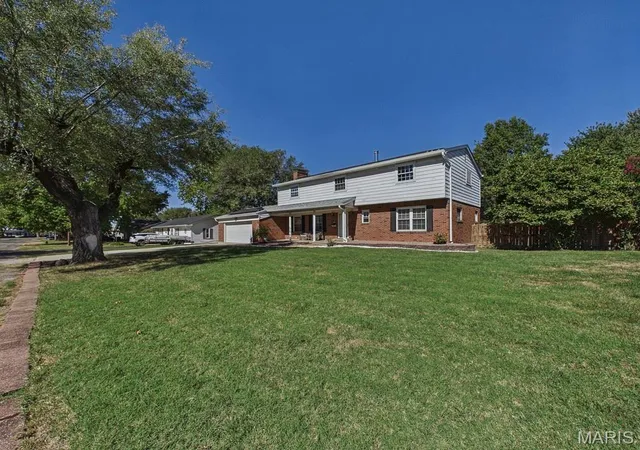 Photo 4 of Single family home for sale at 1411 Norwood Dr, Granite City, IL 62040 | MLS# MIS26064933 | Listing updated on 2026-10-08