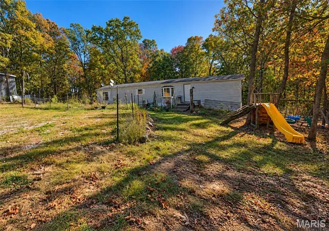 Photo 2 of Manufactured home for sale at 310 Linda Dr, Lonedell, MO 63060 | MLS# MIS26064938 | Listing updated on 2026-10-29