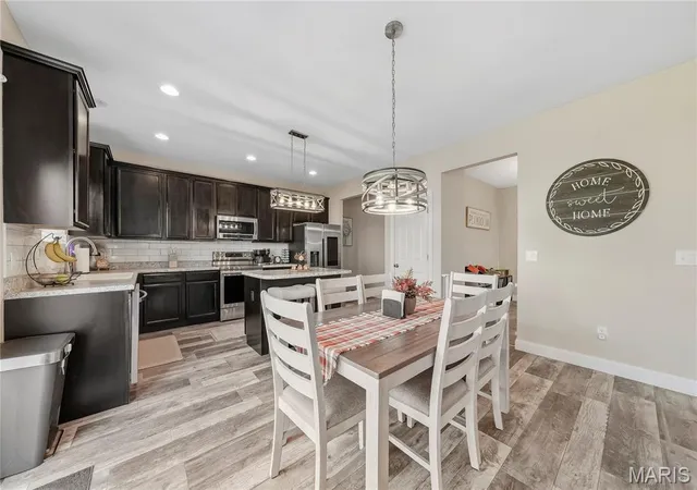 Photo 3 of Single family home for sale at 524 Wilmer Holw Ln, Wentzville, MO 63385 | MLS# MIS26064943 | Listing updated on 2026-10-09