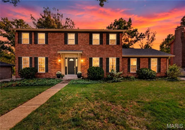 Photo 3 of Single family home for sale at 15552 Chequer Dr, Chesterfield, MO 63017 | MLS# MIS26064950 | Listing updated on 2026-10-19