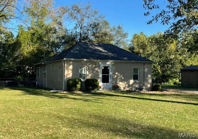 Photo 1 of Single family home for sale at 49 N Lincoln Ave, Cottage Hills, IL 62018 | MLS# MIS26064952 | Listing updated on 2026-10-08