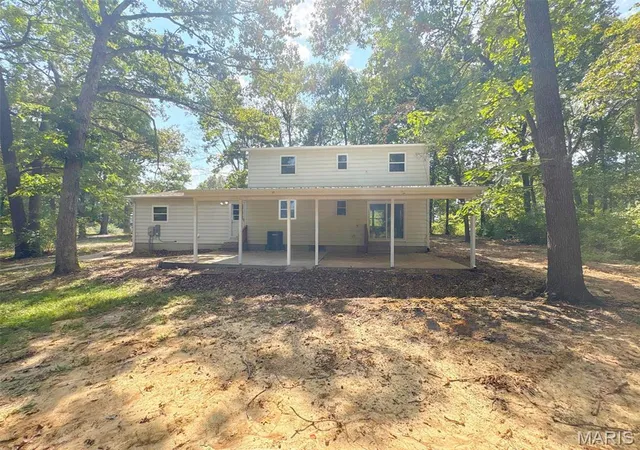 Photo 3 of Single family home for sale at 8268 State Route 3, Evansville, IL 62242 | MLS# MIS26064956 | Listing updated on 2026-10-12