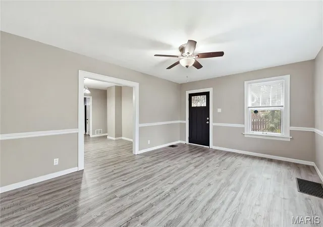 Photo 3 of Single family home for sale at 8718 Mavis Pl, Saint Louis, MO 63114 | MLS# MIS26064958 | Listing updated on 2026-10-25