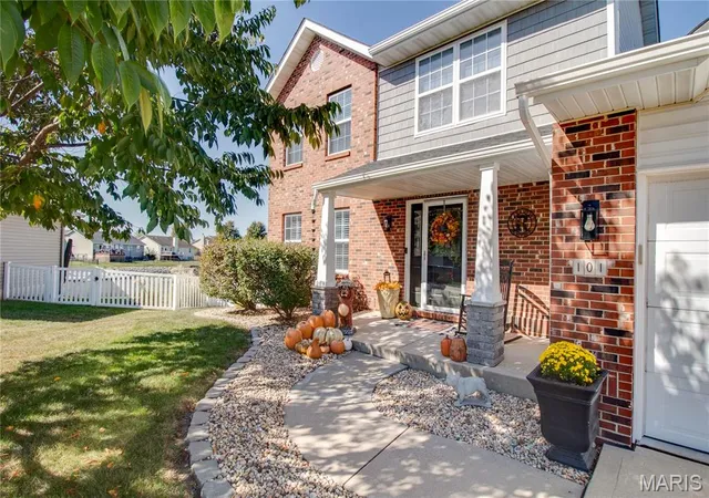 Photo 4 of Single family home for sale at 101 Sunnybrooke, Troy, IL 62294 | MLS# MIS26064959 | Listing updated on 2026-10-12