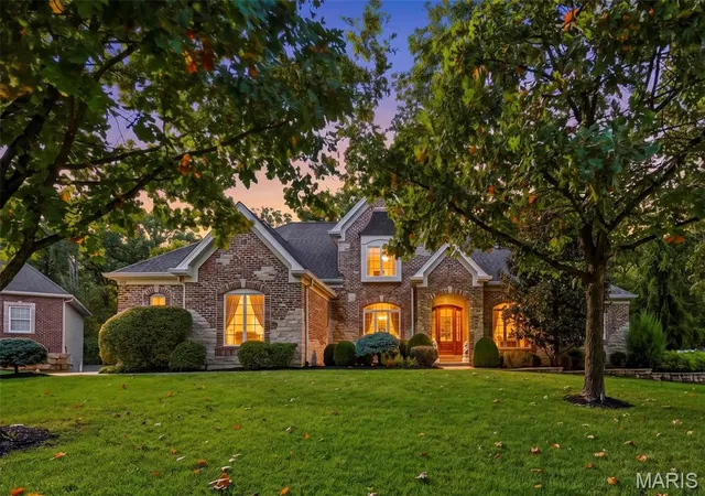 Photo 1 of Sale Pending at 112 Castlewood Ests Dr, O Fallon, MO 63368 | MLS# MIS26064982 | Listing updated on 2026-10-27