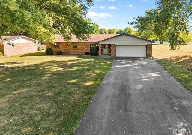 Photo 1 of Single family home for sale at 2236 Kaiser Rd, New Athens, IL 62264 | MLS# MIS26064986 | Listing updated on 2026-10-08
