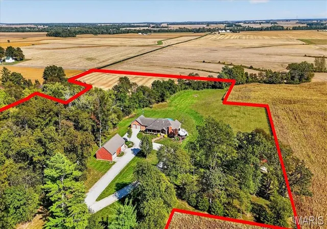 Photo 2 of Single family home for sale at 5024 State Route 159, Smithton, IL 62285 | MLS# MIS26064990 | Listing updated on 2026-10-26