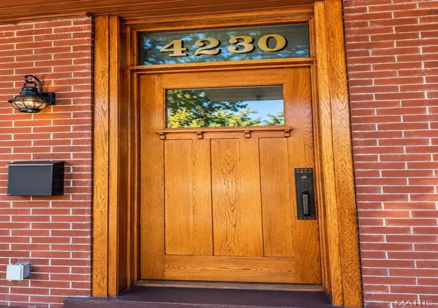 Photo 2 of Sale Pending at 4230 Cleveland Ave, Saint Louis, MO 63110 | MLS# MIS26064994 | Listing updated on 2026-10-20