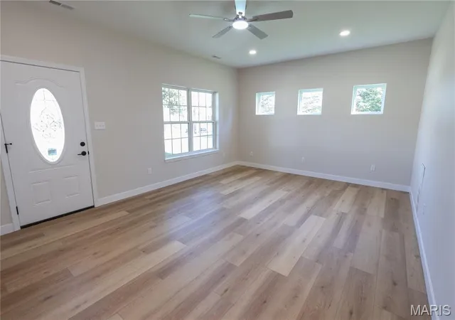 Photo 2 of Single family home for sale at 20 Butterfield Dr, Farmington, MO 63640 | MLS# MIS26064995 | Listing updated on 2026-10-08