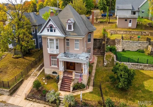 Photo 1 of Single family home for sale at 310 Boyd St, De Soto, MO 63020 | MLS# MIS26065004 | Listing updated on 2026-10-21