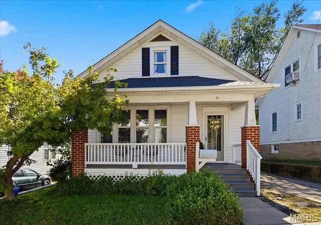 Photo 1 of Single family home for sale at 712 James St, Washington, MO 63090 | MLS# MIS26065019 | Listing updated on 2026-10-10