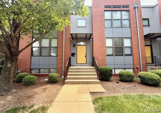 Photo 1 of Townhouse for sale at 4153 Mcpherson Ave, Saint Louis, MO 63108 | MLS# MIS26065023 | Listing updated on 2026-10-14