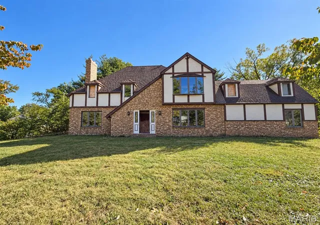 Single family home for sale at 816 N Burtschi, Vandalia, IL 62471 | MLS# MIS26065036