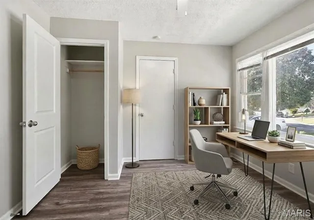 Photo 3 of Single family home for sale at 1536 Kappel Dr, Saint Louis, MO 63136 | MLS# MIS26065037 | Listing updated on 2026-10-09