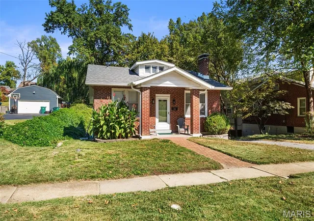 Photo 2 of Single family home for sale at 731 N Forest Ave, Saint Louis, MO 63119 | MLS# MIS26065040 | Listing updated on 2026-10-09