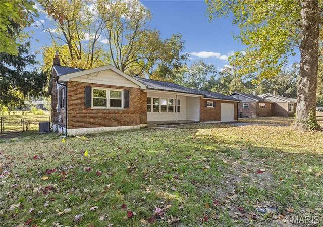 Photo 2 of Single family home for sale at 1526 Twillman Ave, Saint Louis, MO 63138 | MLS# MIS26065052 | Listing updated on 2026-10-30