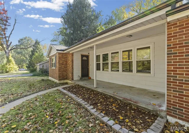 Photo 3 of Single family home for sale at 1526 Twillman Ave, Saint Louis, MO 63138 | MLS# MIS26065052 | Listing updated on 2026-10-30