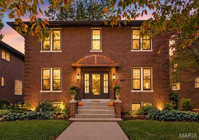 Photo 1 of Sale Pending at 6656 Kingsbury Blvd, Saint Louis, MO 63130 | MLS# MIS26065059 | Listing updated on 2026-10-26