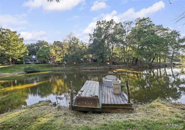 Photo 4 of Single family home for sale at 125 E Shore Dr, Belleville, IL 62221 | MLS# MIS26065066 | Listing updated on 2026-10-09
